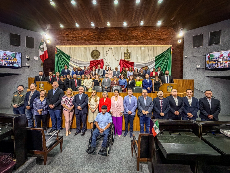 CONGRESO INMORTALIZA LEGADO DE MARIANO ESCOBEDO; MIJES LLAMA A CONSTRUIR EL MEJOR NUEVO LEÓN